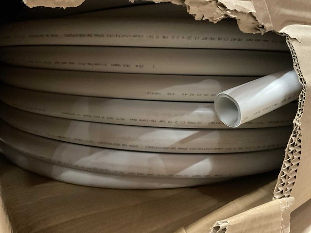 Oeg 32x3mm doos á 50m meerlagenbuis - afbeelding 1 van  3