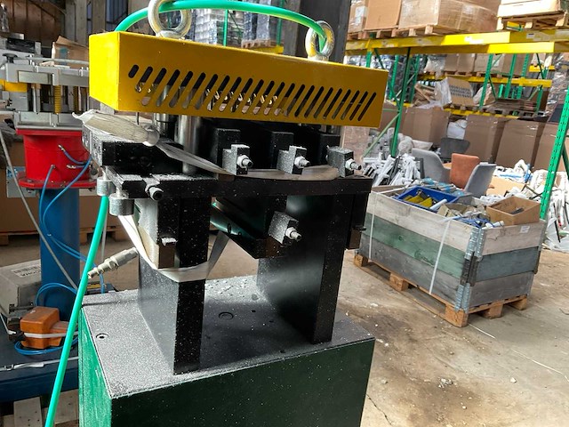 Oemme t1k-701-00 aluminium profiel ponsmachine - afbeelding 3 van  17