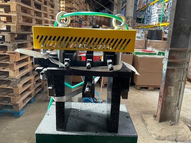 Oemme t1k-701-00 aluminium profiel ponsmachine - afbeelding 2 van  22