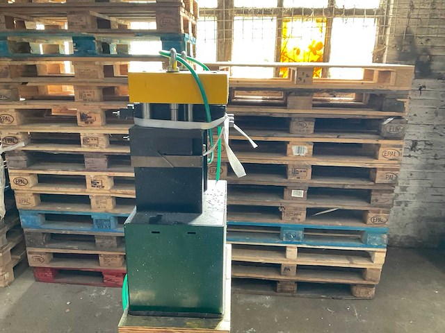 Oemme t1k-701-00 aluminium profiel ponsmachine - afbeelding 5 van  22