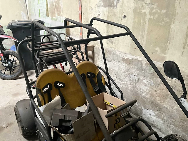 Off road buggy - afbeelding 9 van  10