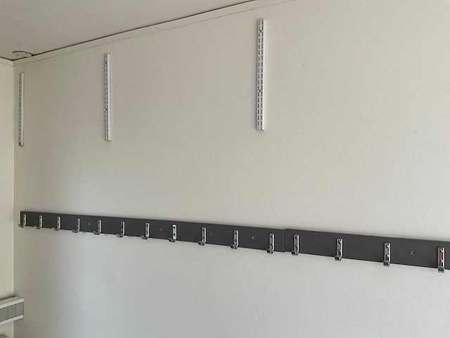 Office cabin - kantoorgebouw bestaande uit 8 units - afbeelding 31 van  143