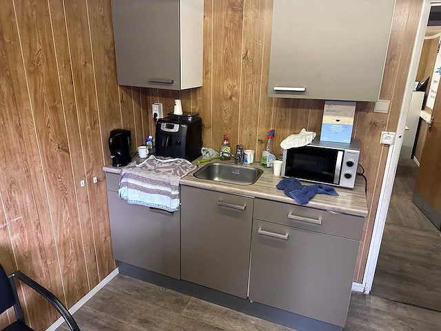 Office cabin - afbeelding 12 van  12