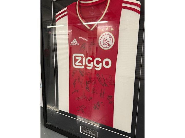 Officieel gesigneerd ingelijst ajax shirt seizoen 2022-2023 adidas, afc ajax, 2022-2023 - afbeelding 4 van  4