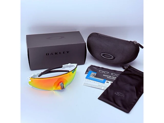 Officiële oakley kato prizm zonnebril - full set compleet - afbeelding 1 van  7