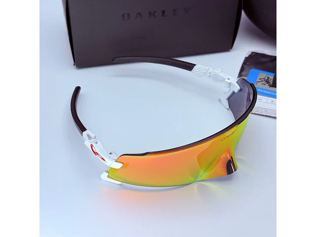 Officiële oakley kato prizm zonnebril - full set compleet - afbeelding 2 van  7