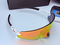 Officiële oakley kato prizm zonnebril - full set compleet - afbeelding 2 van  7