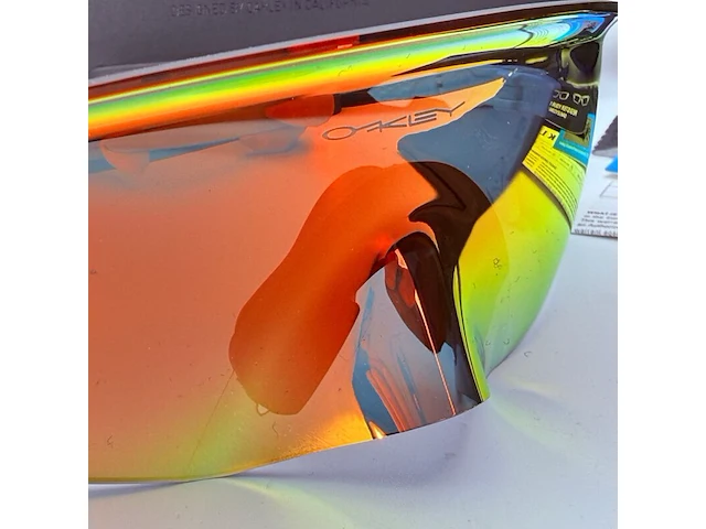 Officiële oakley kato prizm zonnebril - full set compleet - afbeelding 3 van  7
