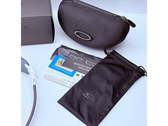 Officiële oakley kato prizm zonnebril - full set compleet - afbeelding 7 van  7
