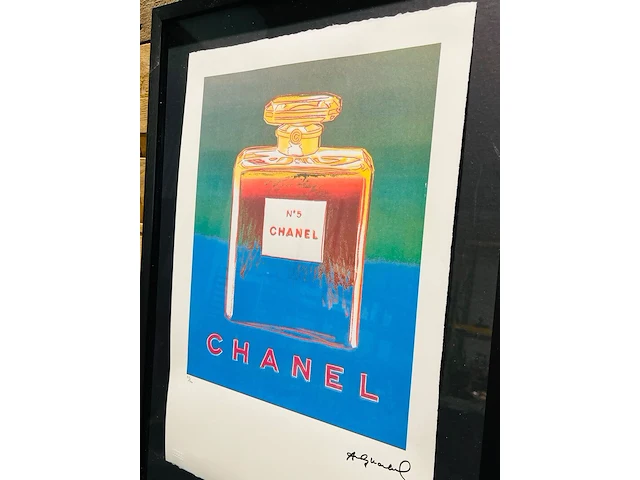 Offset-lithografie, andy warhol, chanel no°5, (gesigneerd met certificaat) - afbeelding 2 van  6