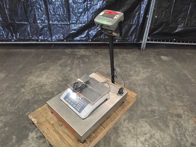 Ohaus - 3000 series - weegschaal (2x) - afbeelding 1 van  6