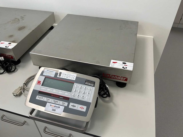 Ohaus defender 5000xtremew bench scale - afbeelding 1 van  1