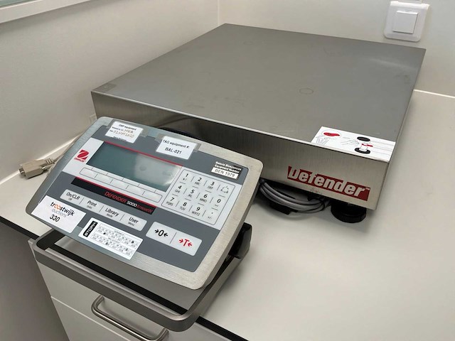 Ohaus defender 5000xtremew bench scale - afbeelding 1 van  1