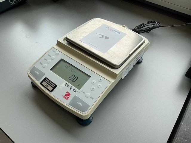Ohaus navigator n2b110 weegschaal - afbeelding 1 van  5