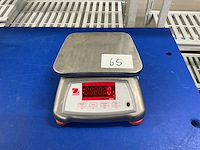 Ohaus valor 2000w weegschaal - afbeelding 2 van  6