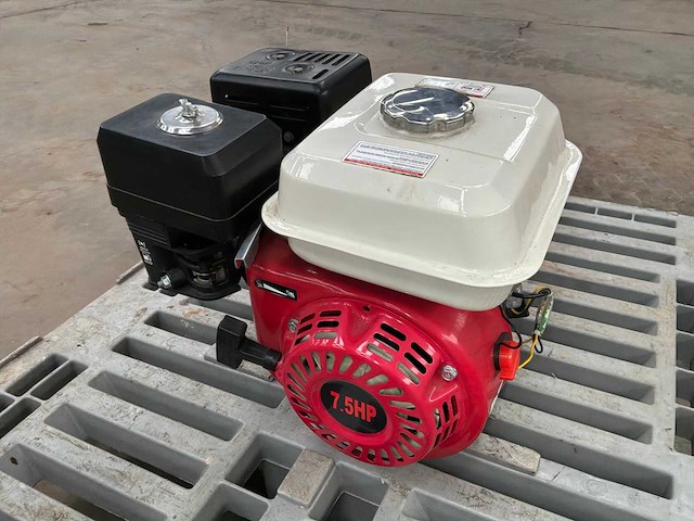 Ohv 2 takt benzinemotor - afbeelding 2 van  8