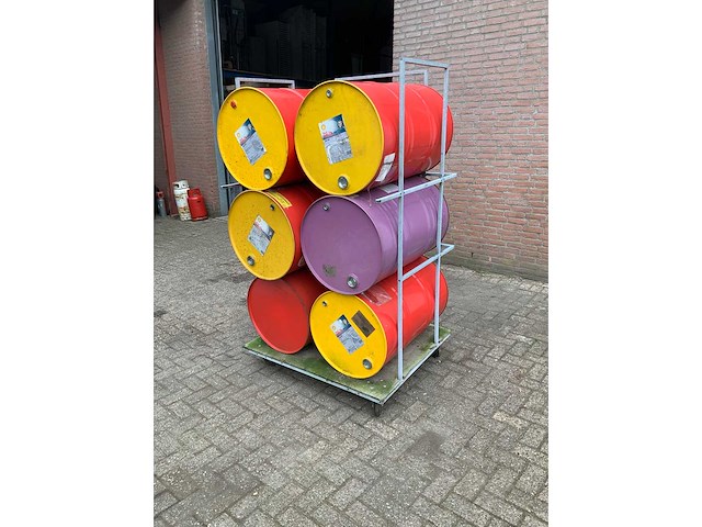 Oil barrel (6x) - afbeelding 2 van  4