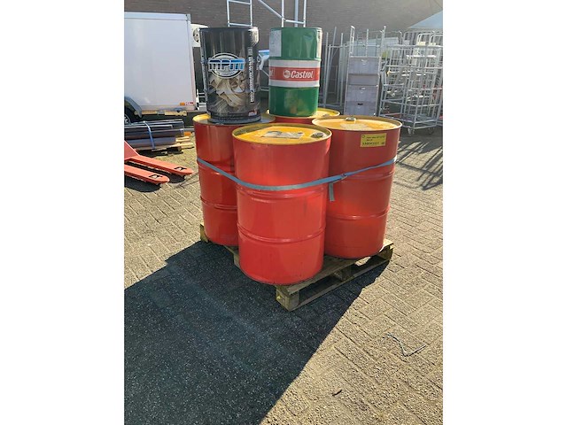 Oil barrel (6x) - afbeelding 2 van  2