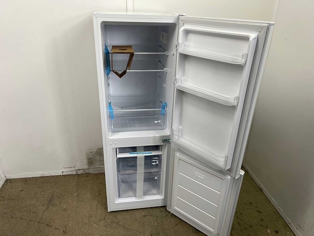 Ok. koel-vriescombinatie - afbeelding 2 van  6