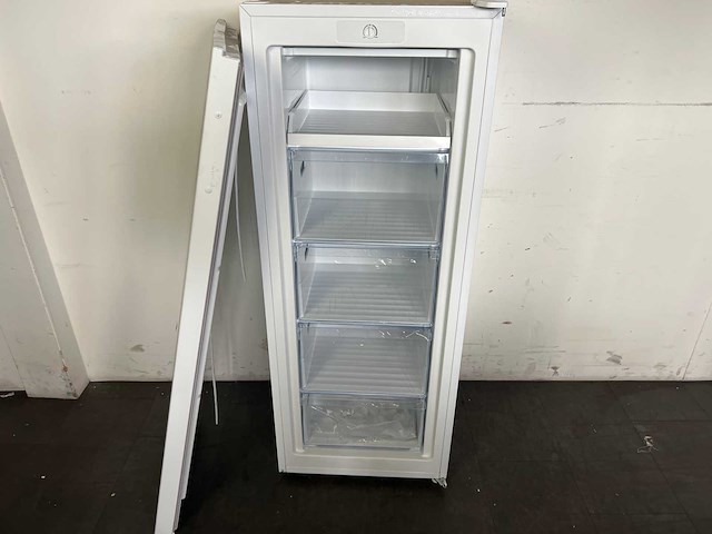 Ok. ofz 451 e w vriezer - afbeelding 2 van  2