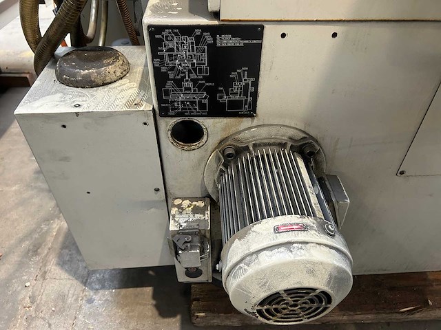Okamoto - acc 63dx - surface grinding machine - afbeelding 6 van  18