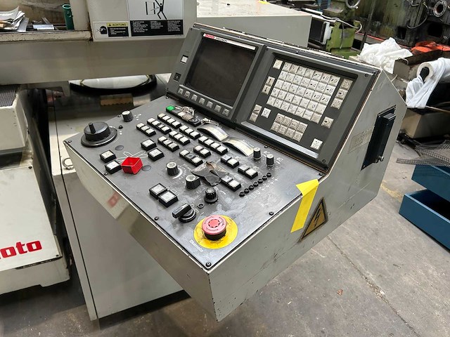 Okamoto - acc 63dx - surface grinding machine - afbeelding 15 van  17