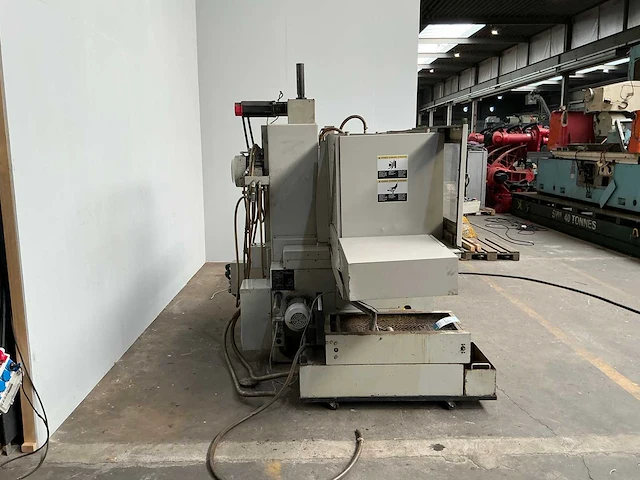 Okamoto - acc 63dx - surface grinding machine - afbeelding 3 van  17