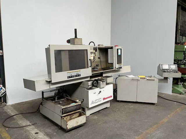 Okamoto - acc 63dx - surface grinding machine - afbeelding 10 van  17