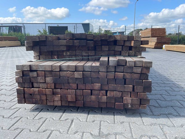 Okan hardhouten regels geschaafd 3050-3350x57x42mm (204x) - afbeelding 3 van  3