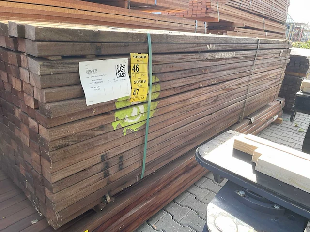 Okan hardhouten regels geschaafd 3050x70x40mm (138x) - afbeelding 2 van  3