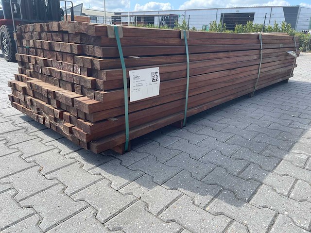 Okan hardhouten regels geschaafd 3350x57x42mm (102x) - afbeelding 2 van  3