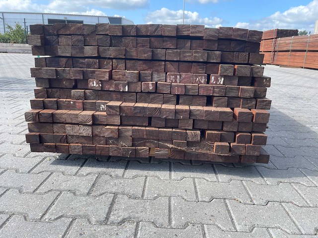 Okan hardhouten regels geschaafd 3350x57x42mm (102x) - afbeelding 3 van  3