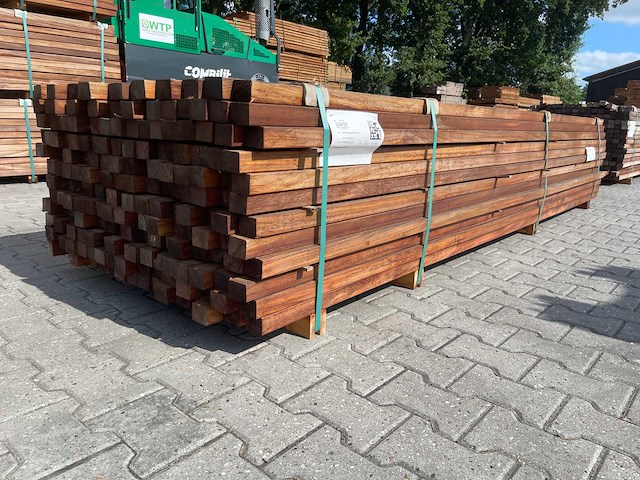 Okan hardhouten regels geschaafd 3350x57x42mm (102x) - afbeelding 2 van  3