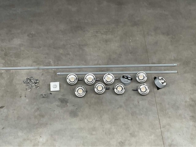 Oktalite - kalo - railverlichting met led spots en noodverlichting - afbeelding 1 van  9
