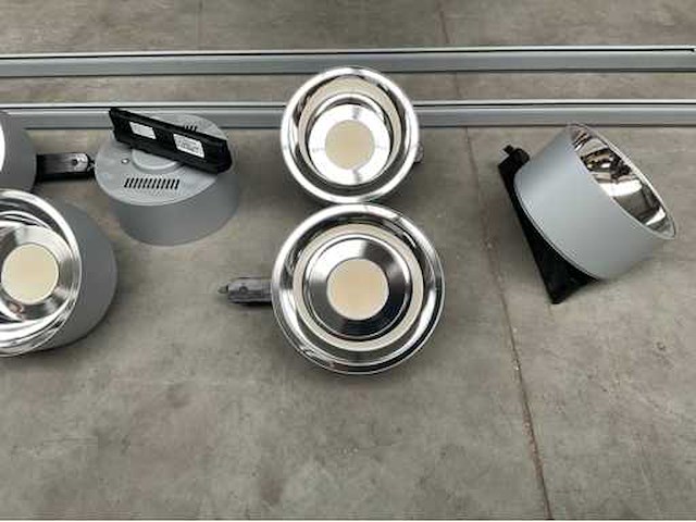 Oktalite - kalo - railverlichting met led spots en noodverlichting - afbeelding 4 van  9