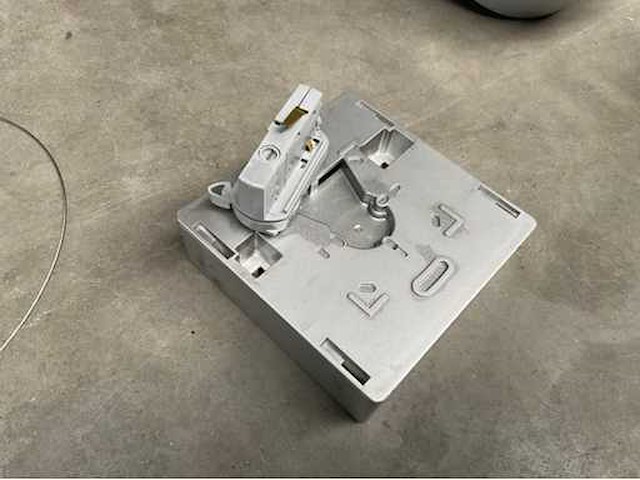 Oktalite - kalo - railverlichting met led spots en noodverlichting - afbeelding 8 van  9