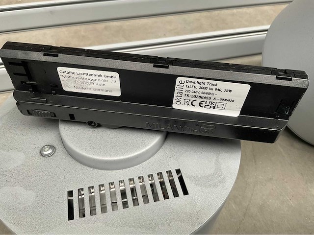 Oktalite - kalo - railverlichting met led spots en noodverlichting - afbeelding 2 van  9