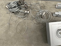 Oktalite - kalo - railverlichting met led spots, noodverlichting en stopcontacten - afbeelding 7 van  17