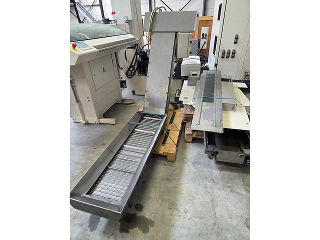 Okuma - 1994 - lb15ii-m - cnc-draaibank - afbeelding 8 van  48