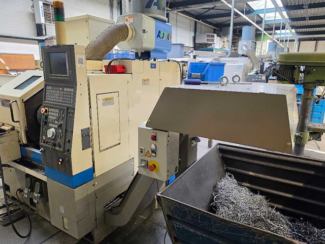 Okuma - 1998 - lcs-15 - cnc-draaibank - afbeelding 2 van  16