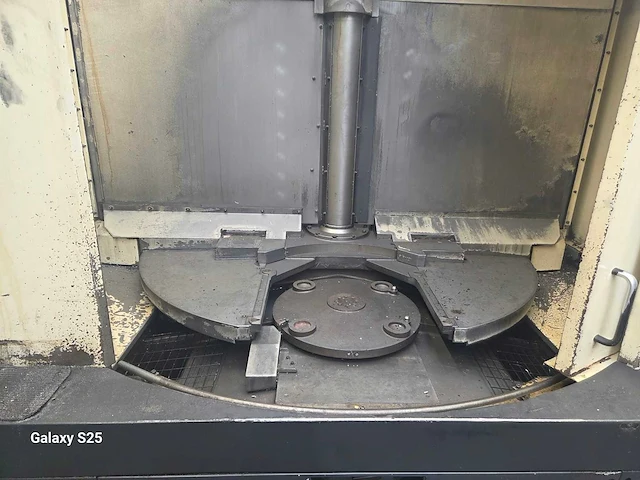 Okuma - 2000 - ma-60-hb - cnc freesmachine - afbeelding 13 van  33