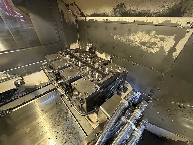 Okuma - 2011 - mf-46va - cnc freesmachine met gereedschapopname - afbeelding 4 van  23