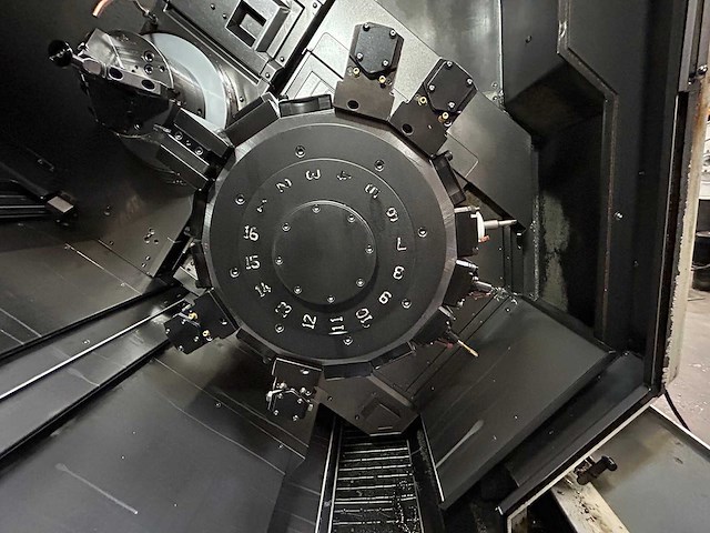 Okuma - 2012 - lt2000ex twin star - cnc universele bewerkingscentra met stafaanvoer - afbeelding 40 van  54