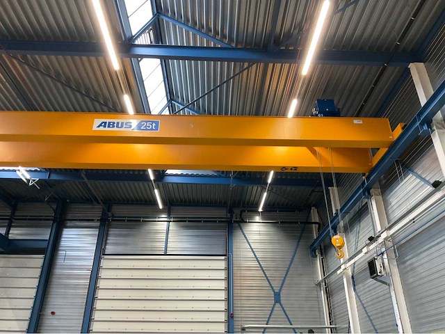 Okuma lc10-2s cnc-draaibank - afbeelding 18 van  25