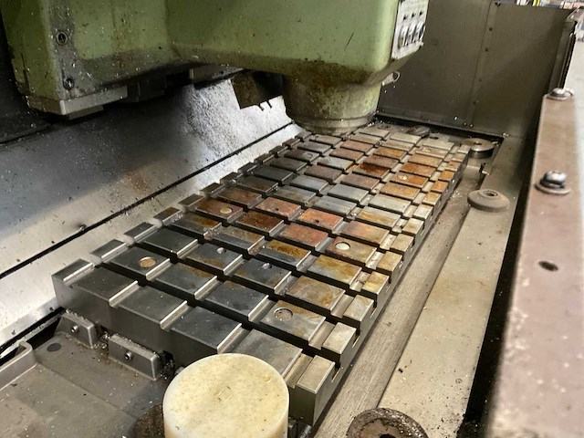 Okuma mc-4va cnc freesmachine - afbeelding 16 van  19