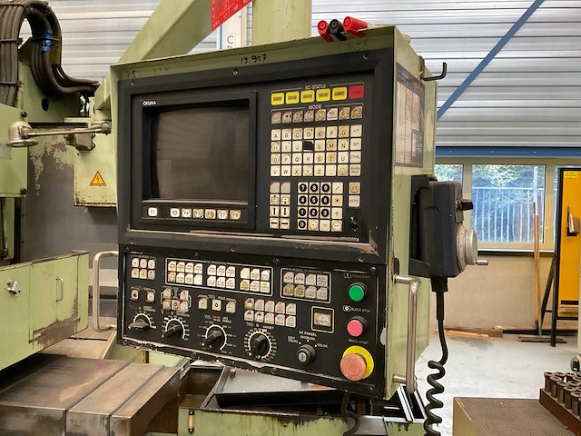 Okuma mc-5va cnc freesmachine - afbeelding 10 van  32