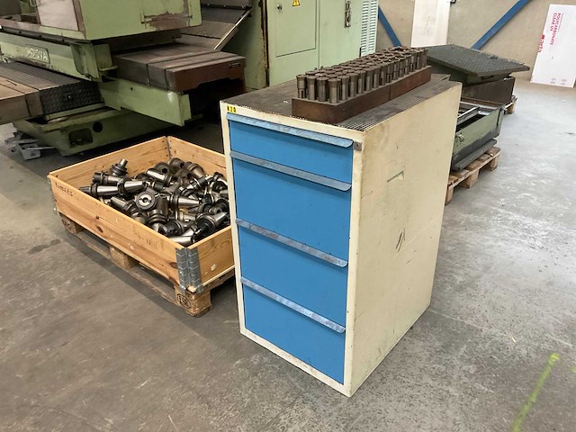 Okuma mc-5va cnc freesmachine - afbeelding 17 van  32