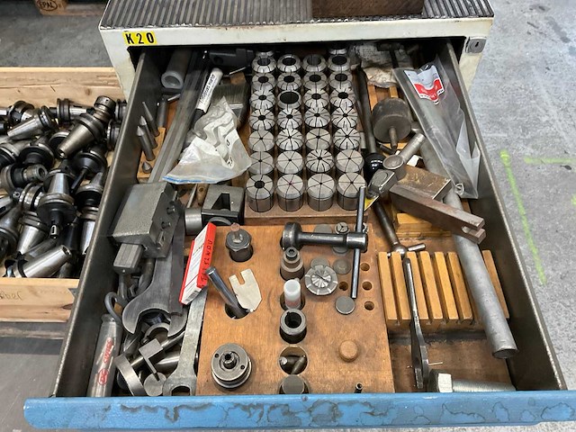 Okuma mc-5va cnc freesmachine - afbeelding 18 van  32