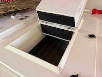 Ola ijsaanhangwagen / verkoopwagen met vriesinstallatie en promotiemateriaal - afbeelding 4 van  21