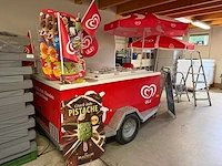 Ola ijsaanhangwagen / verkoopwagen met vriesinstallatie en promotiemateriaal - afbeelding 15 van  21